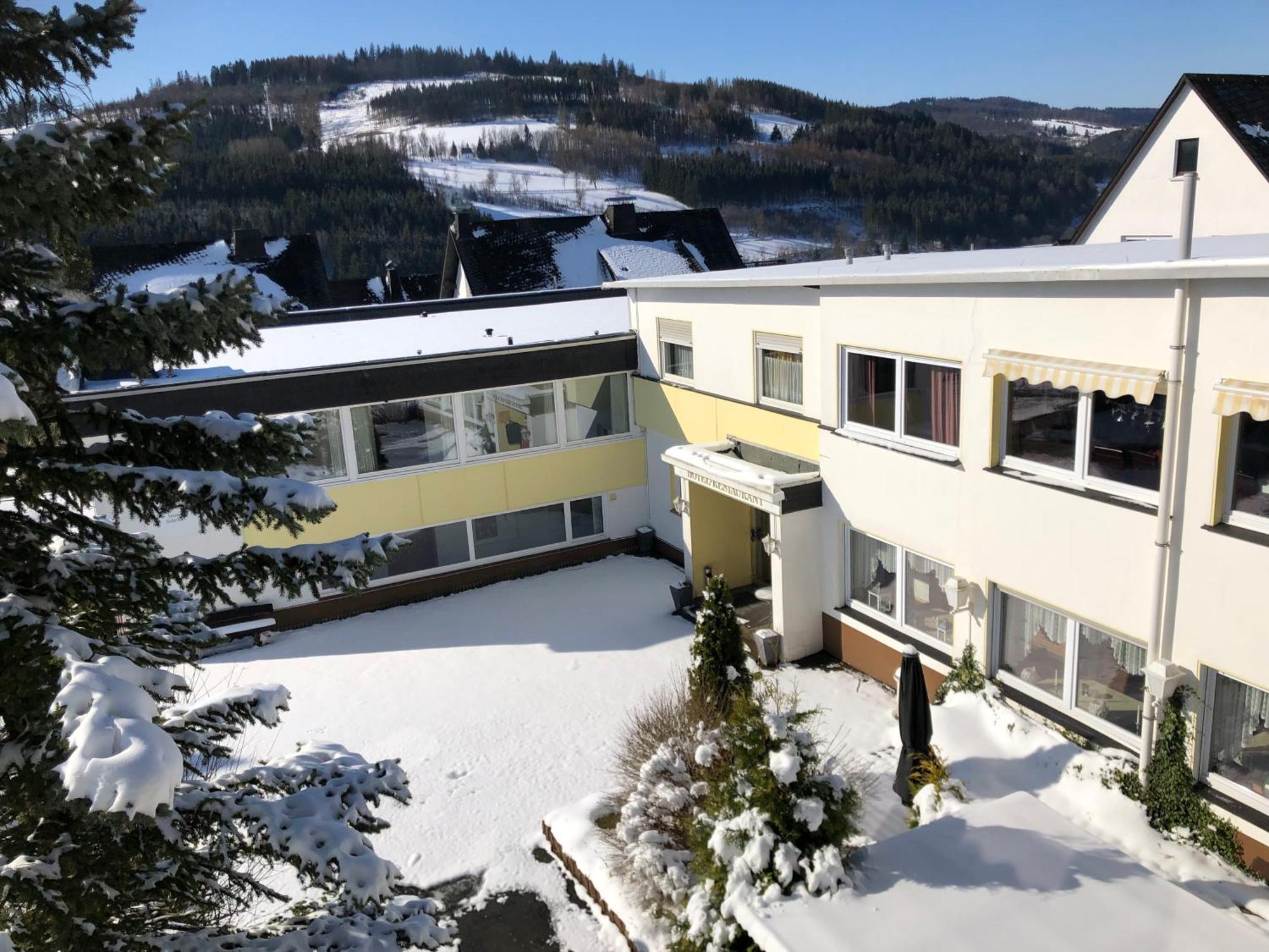Berghotel Natura Bed & Breakfast Winterberg Kültér fotó